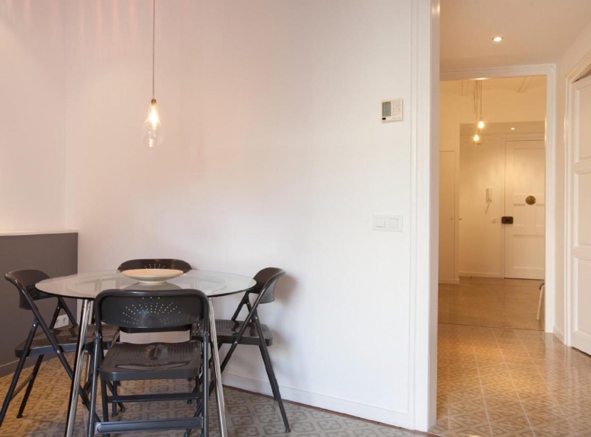 Napoles - Modernist Flat Close To Sagrada Familia Barcelona Exterior photo